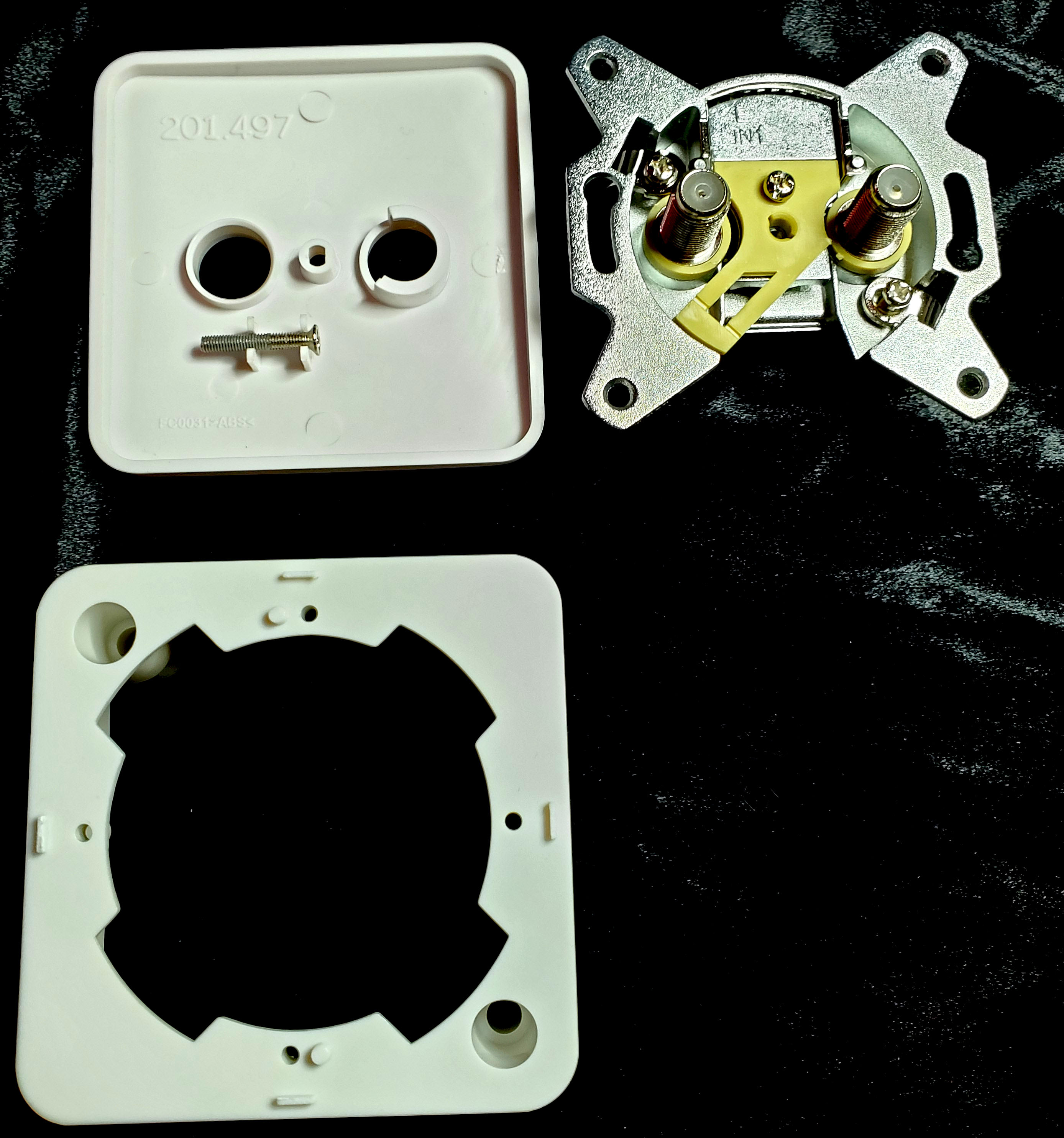 N1 Outlet with Cover and Frame